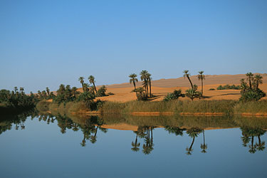Um-al-Maa - Idehan Ubari, Libya, Dec. 2002